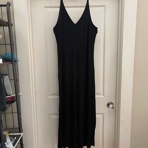Athleta Black V-Neck Top